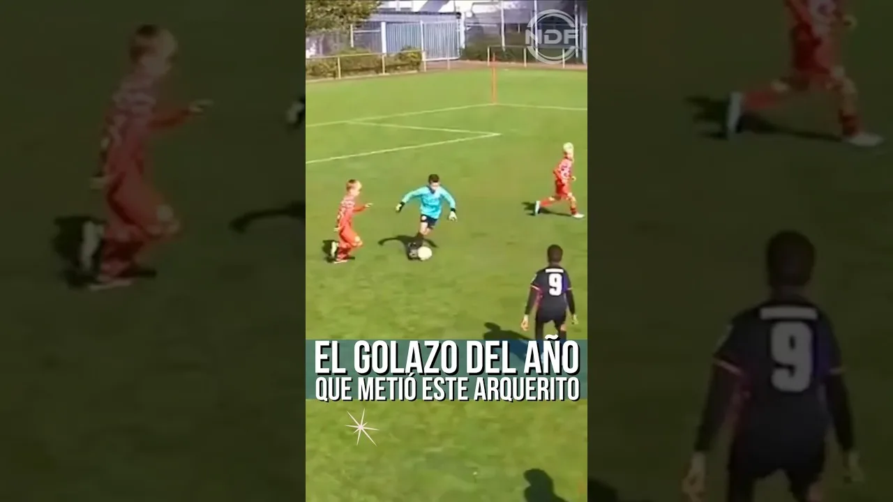 Ce petit gardien a marqué un superbe but comme Leo Messi venant du but 😱
