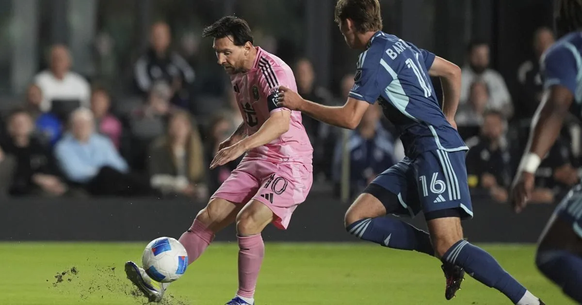 Lionel Messi frappe tôt, Inter Miami Beats Sporting KC 3-1 pour avancer dans la Coupe des champions