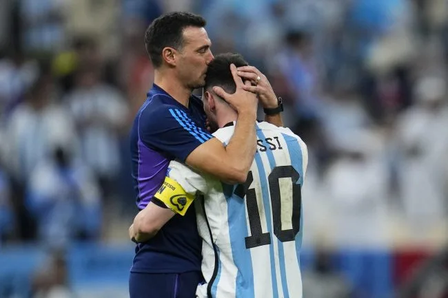 La grande révélation de Scaloni sur Lionel Messi