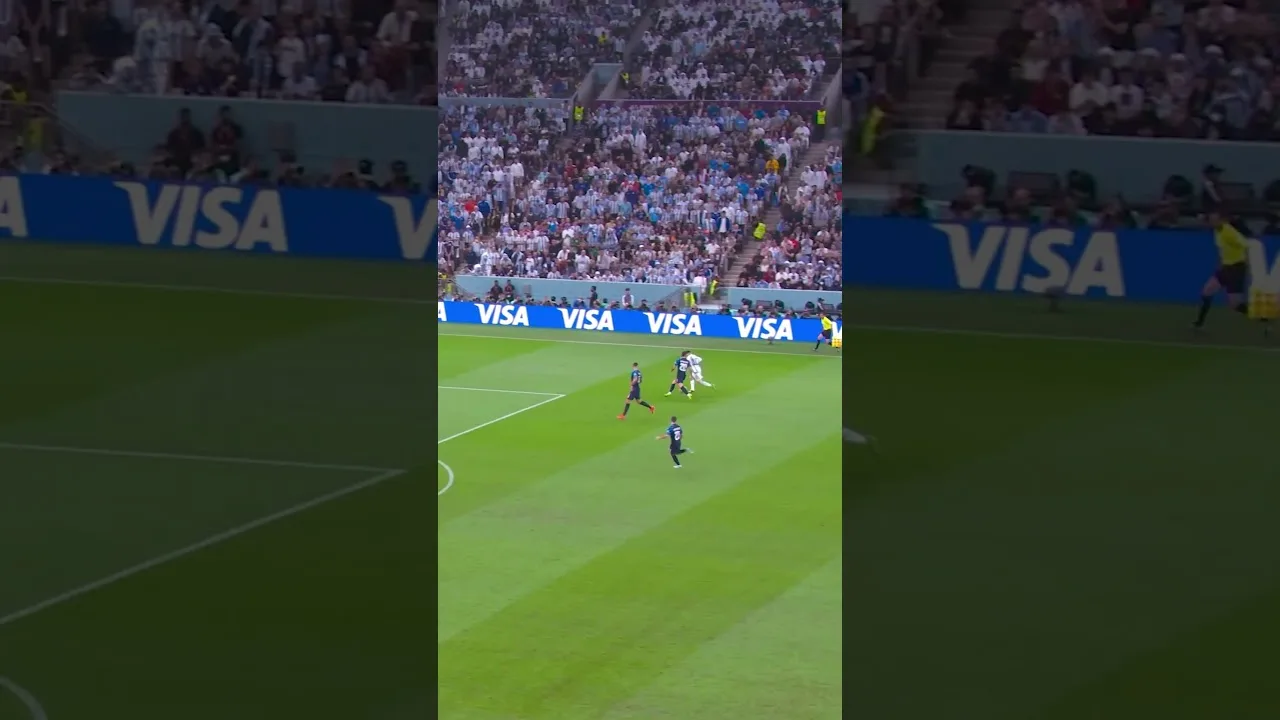 Assist Messi incroyable, scores Alvarez!