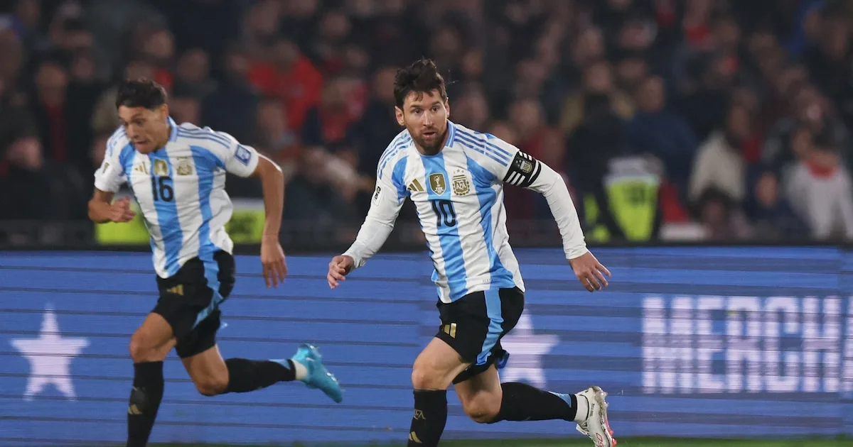 Post de Lionel Messi après le triomphe de l’Argentine contre le Chili: le geste du leader avec les débutants