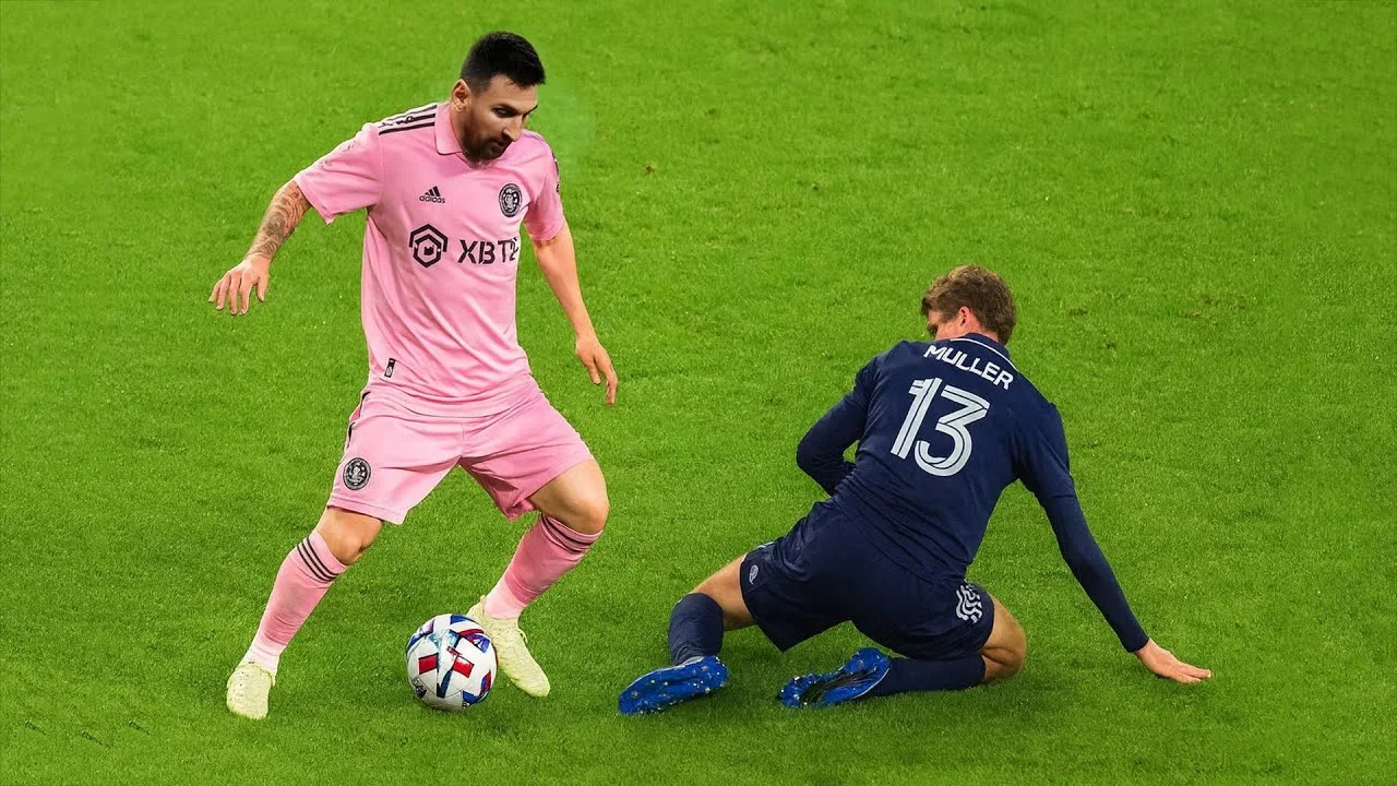 Lionel Messi 2025 👑 Dribbles, buts, passes décisives et passes FOLLES