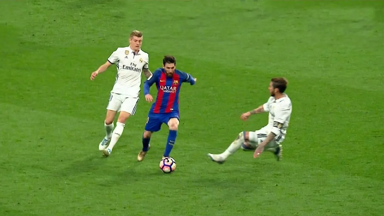 50+ Players Humiliated by Lionel Messi ᴴᴰ