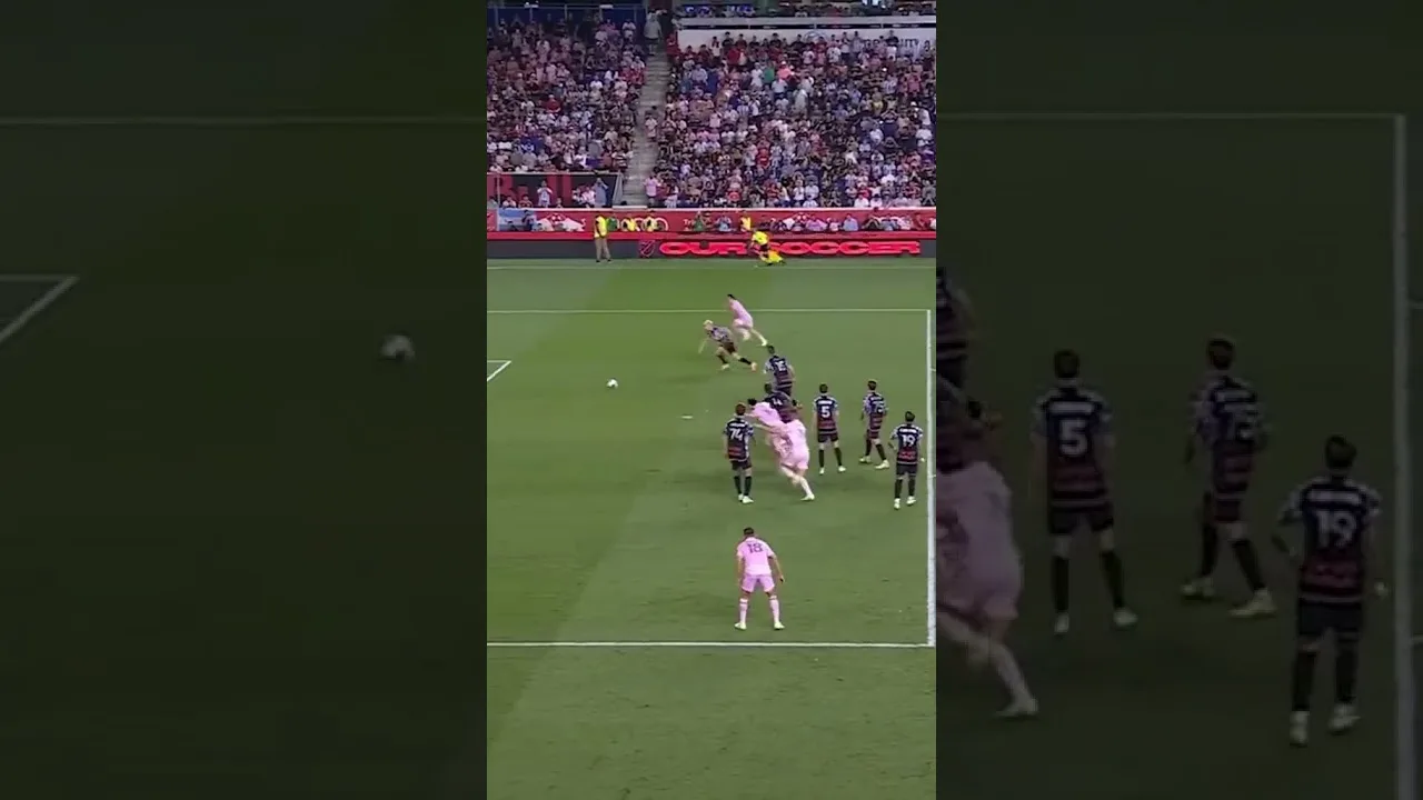 Cet angle de la passe de Messi 😮‍💨 (via @Major League Soccer sur Apple TV) #shorts | ESPN Sports