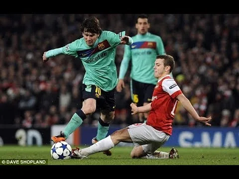 Jack Wilshere joined the challenge #10ToquesChallenge with