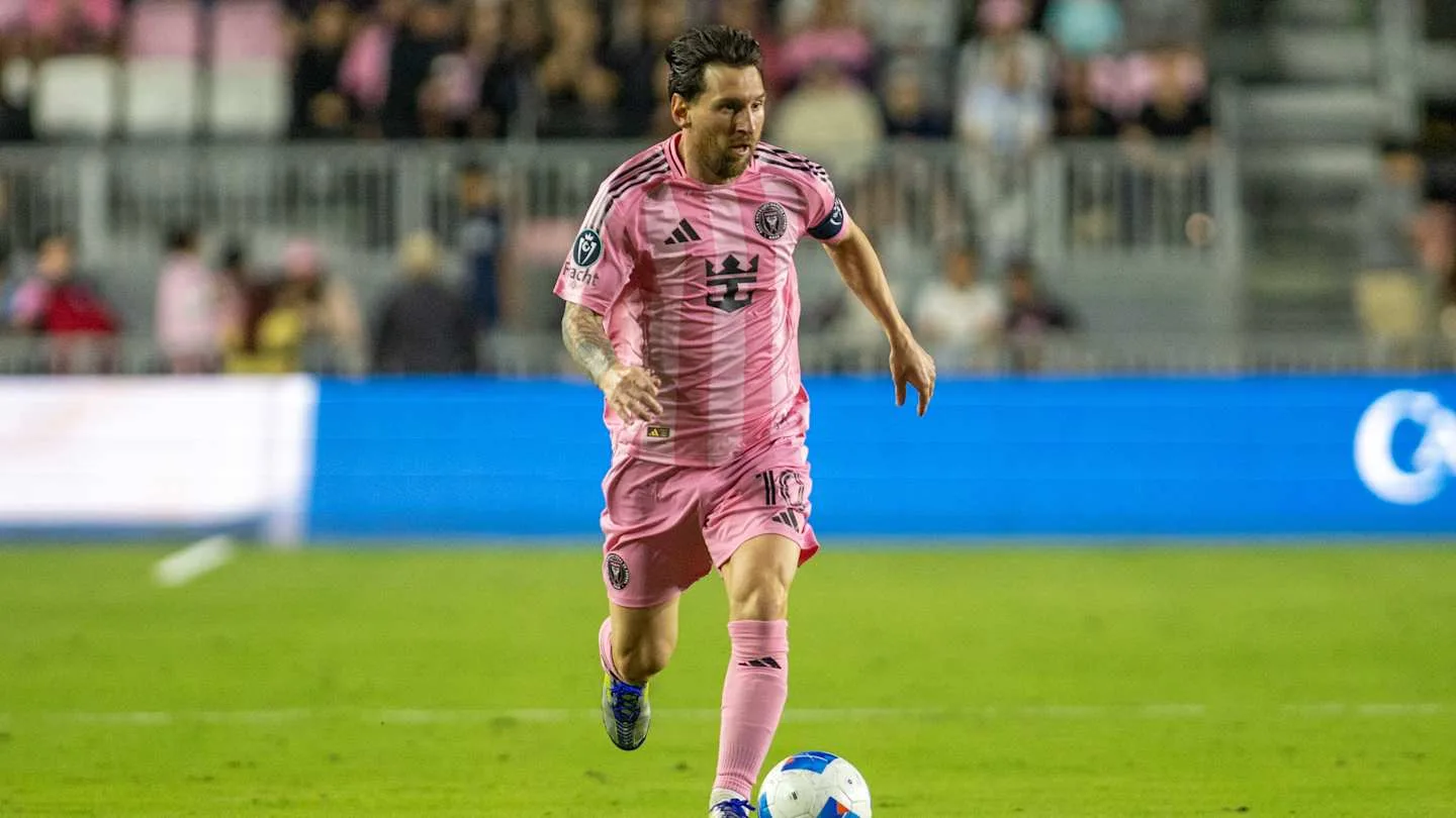 Le troisième maillot que portera Lionel Messi avec l’Inter Miami a fuité et il est superbe