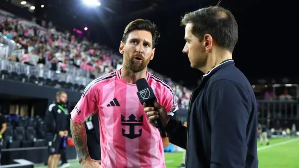 Lionel Messi, une compétition Trickshot et la chance de rencontrer la chèvre