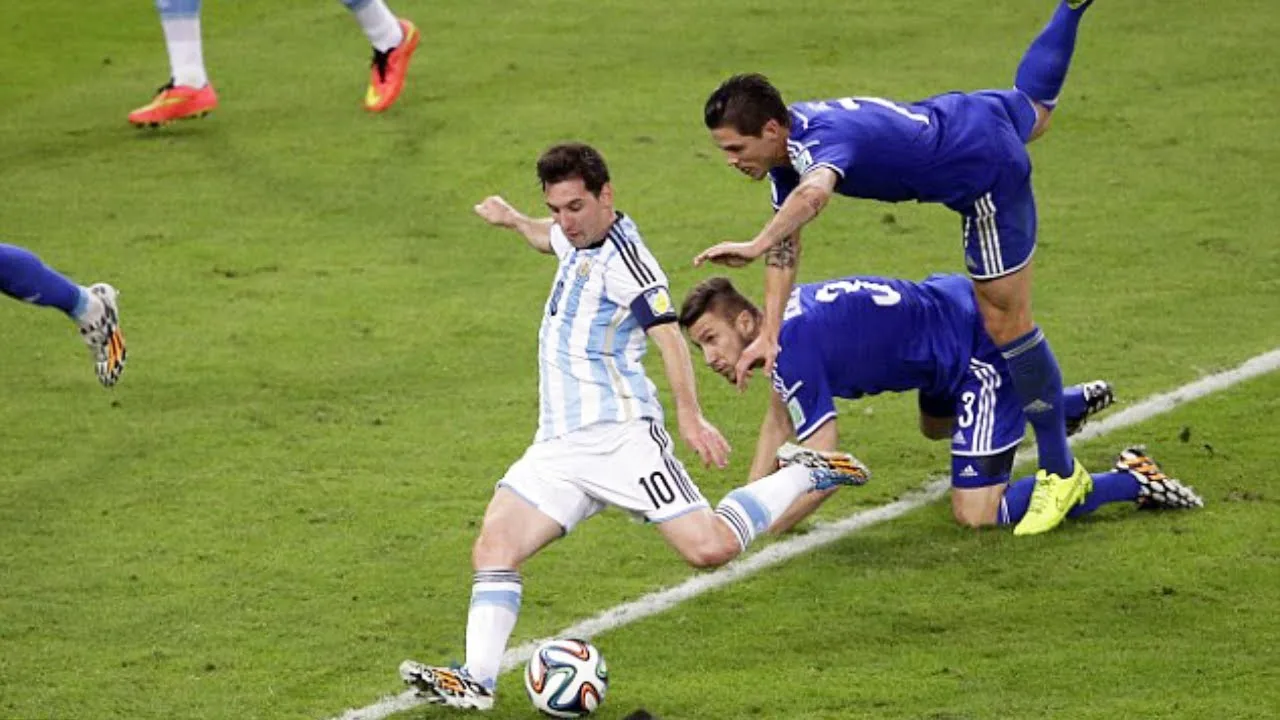 Lionel Messi – The King Of Football – HD
