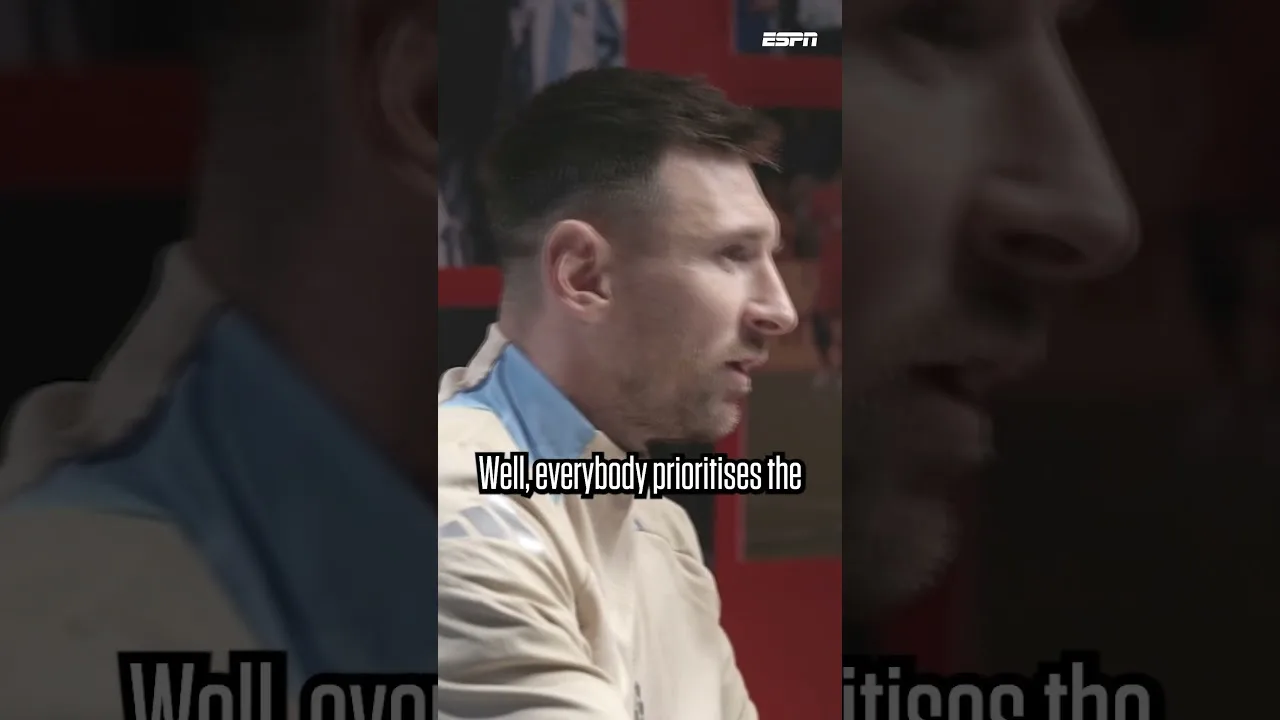 Lionel Messi FIRE de retour sur Kylian Mbappe 😬 #shorts