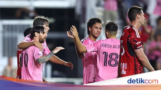 Lionel Messi CS gagne 4-1