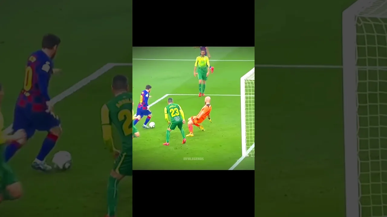 « Leo Messi : L’art de la précision. 🐐✨ »#football #goal #messi