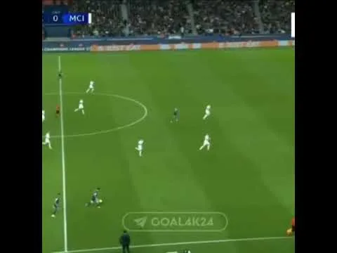 Goal. 1er But de Leo Messi avec le PSG contre Manchester