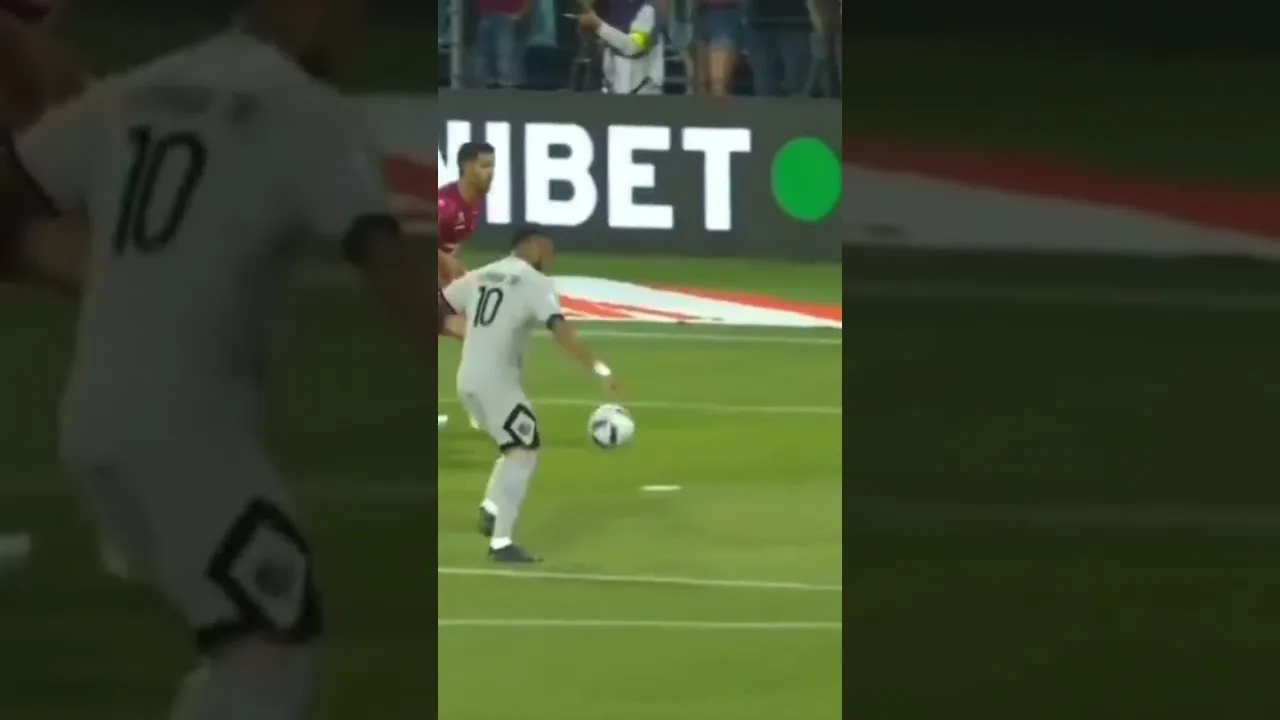 NEYMAR GOAL!!! WHAT AN ASSIST FROM LEO MESSI #trending