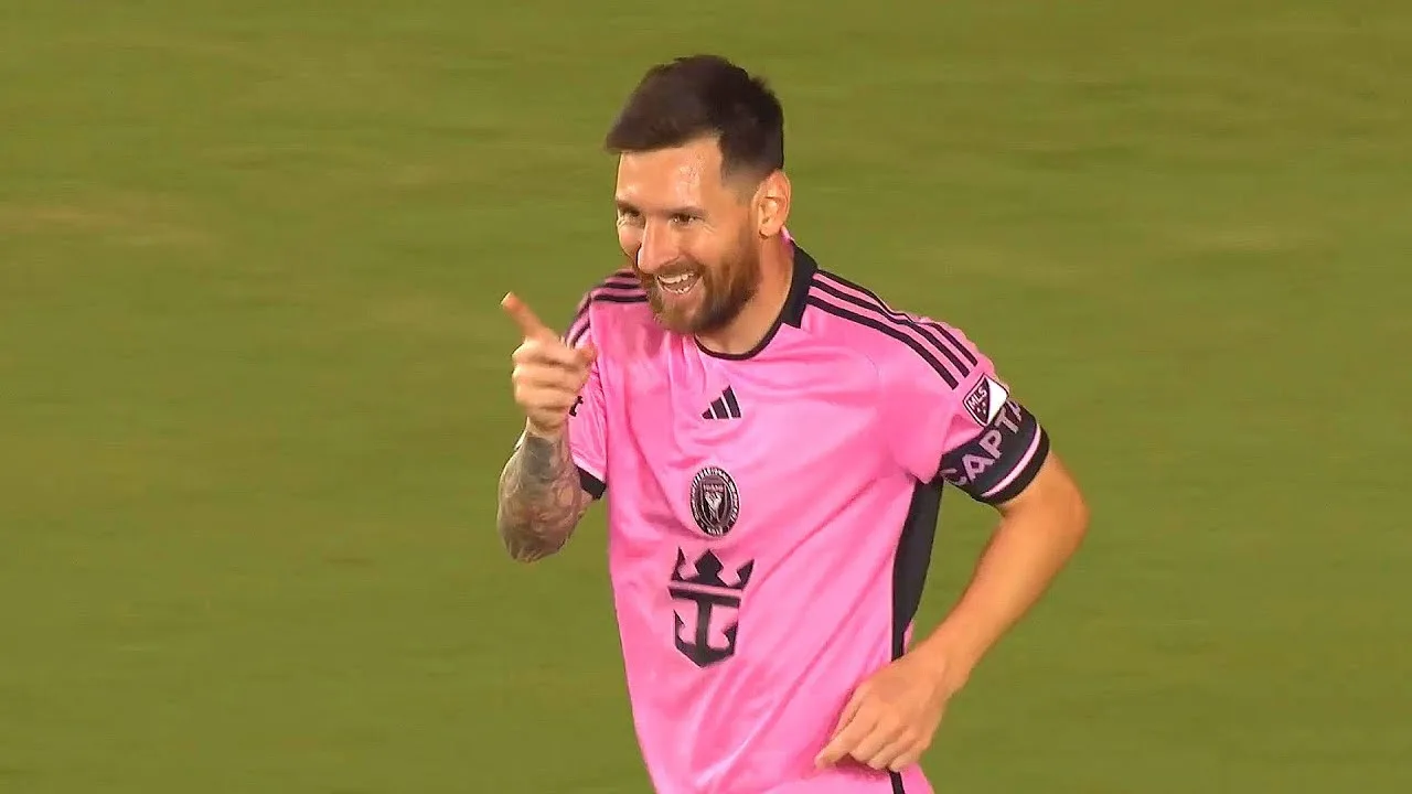Lionel Messi a marqué un triplé en seulement 33 minutes