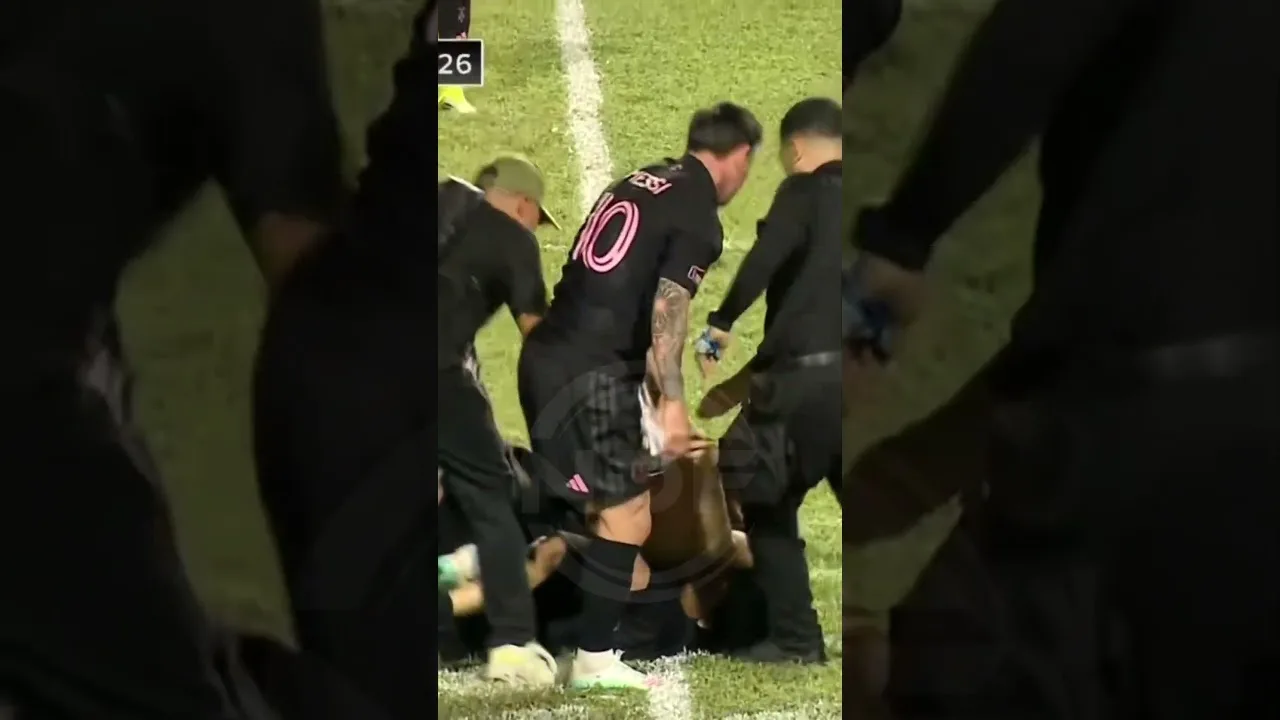 Un fan a failli blesser Leo Messi 😱 #messi #leomessi #intermiami #lionelmessi