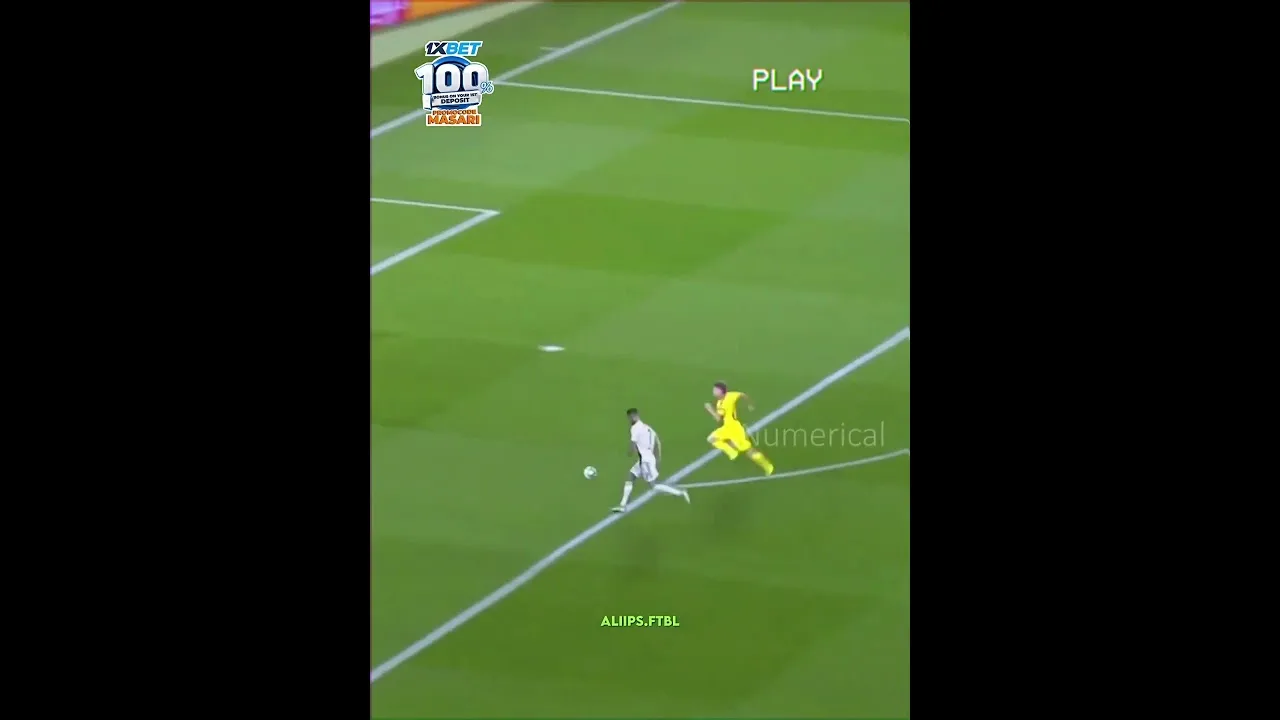Cristiano Ronaldo and Leo Messi playing in one team