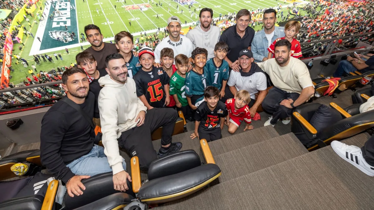 L’apparition du Super Bowl de Lionel Messi domine les médias sociaux, les fans disent qu’il est «  plus grand que la NFL  »