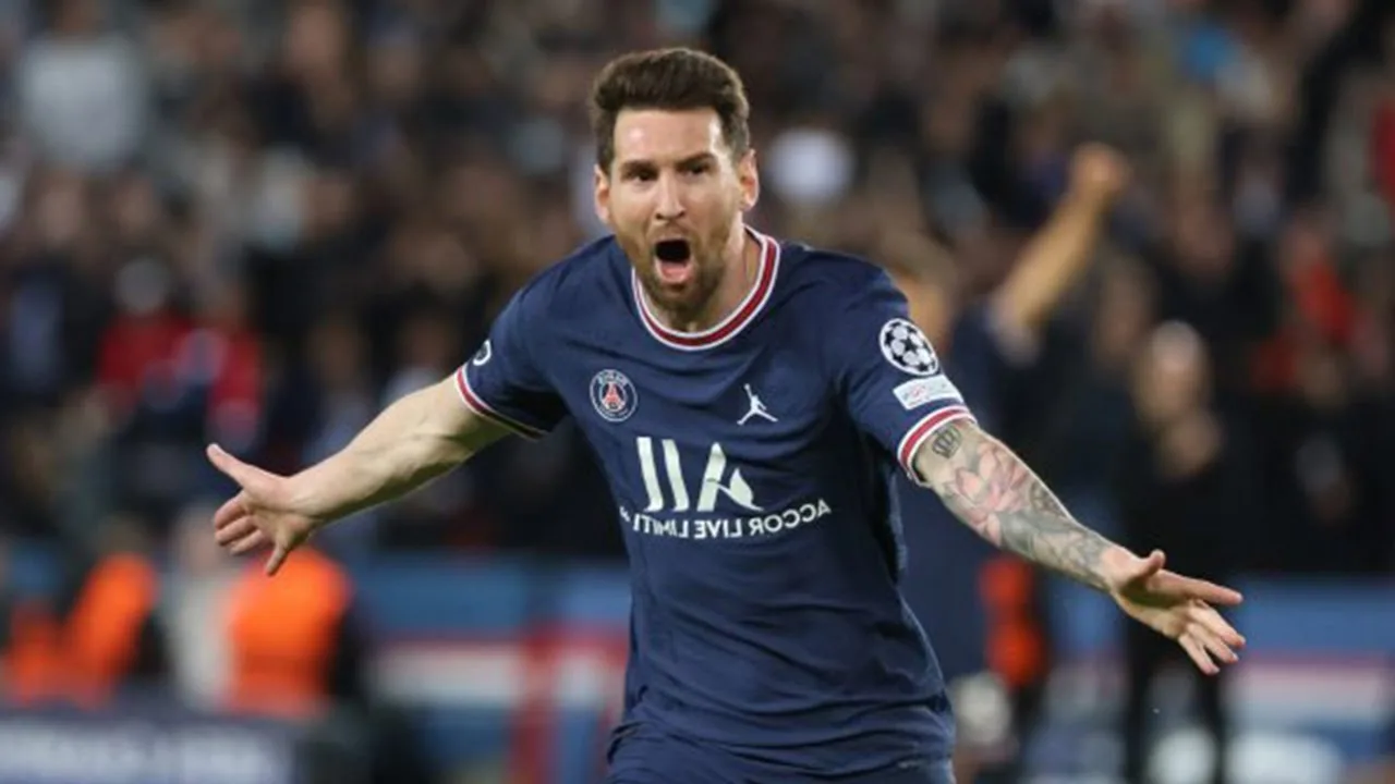 Messi scores 2 goals to rescue PSG in 3-2 win over Leipzig