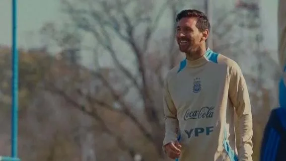 Lionel Messi revient à la formation en Argentine – vidéo ESPN
