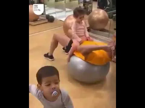 Cristiano Ronaldo y Georgina vs Leo Messi y Antonela