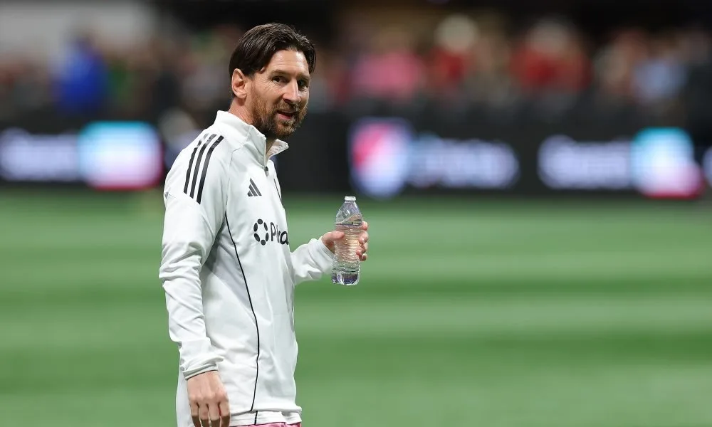 Barcelone travaillant sur un plan pour re-signe Lionel Messi en 2026 – Rapport