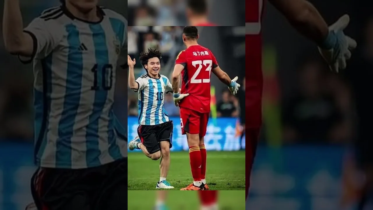 fan chino abraza a MESSI y le dan un castigo #shorts #viral