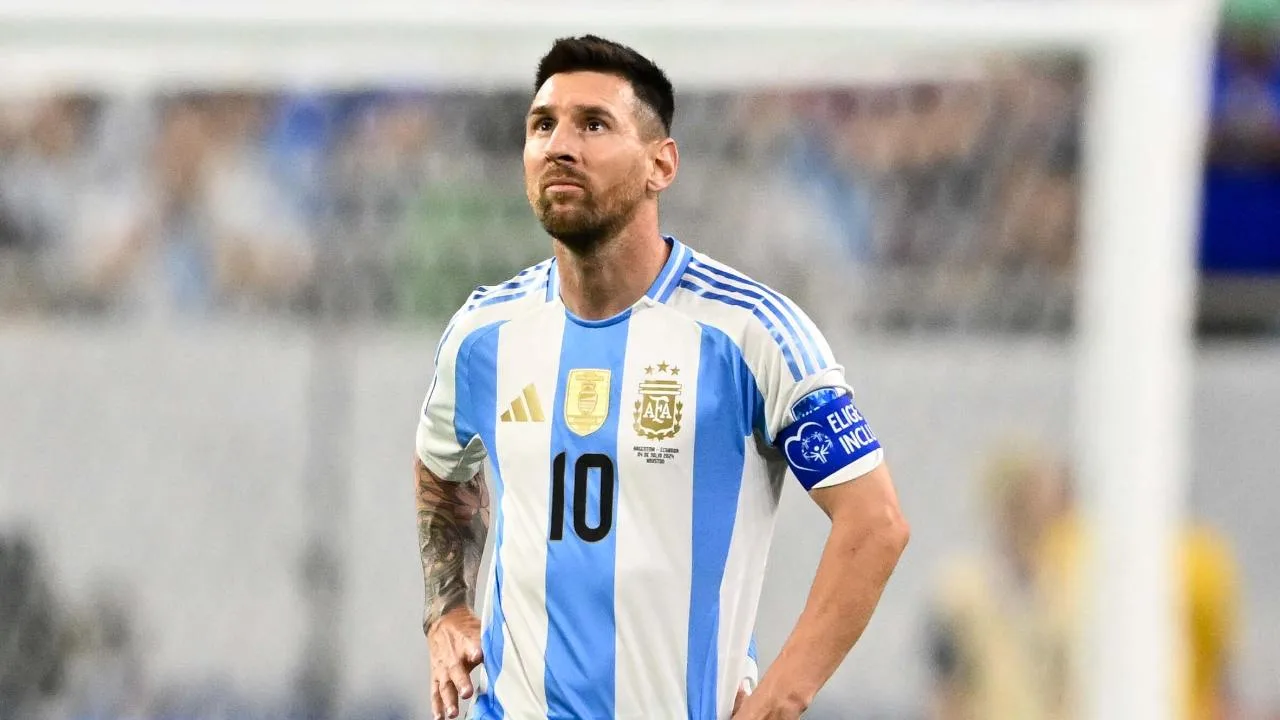 Lionel Messi, coup de tonnerre en Argentine