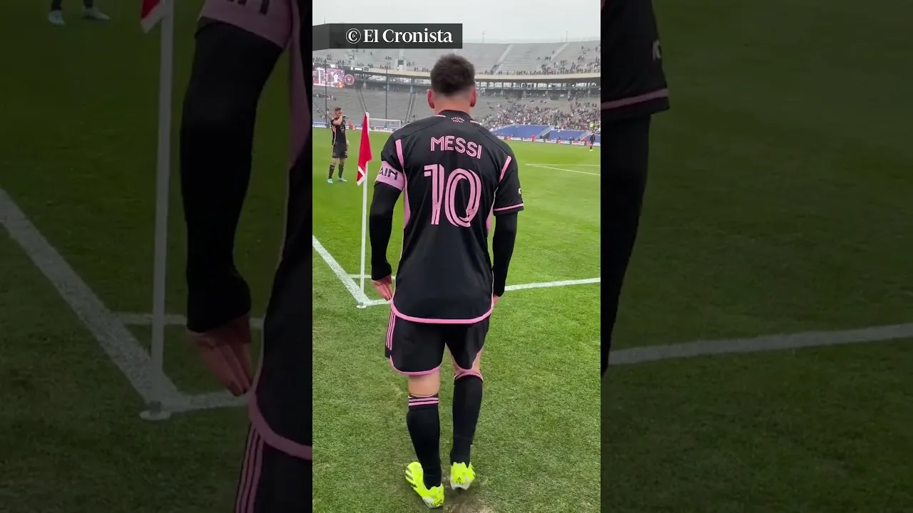 El gol olímpico que casi concreta Lionel Messi en el Inter