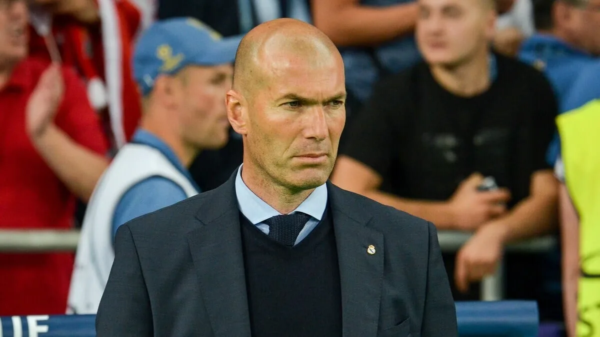Autrefois rivaux, Zinédine Zidane balance sur Lionel Messi : « J’ai vu des choses »