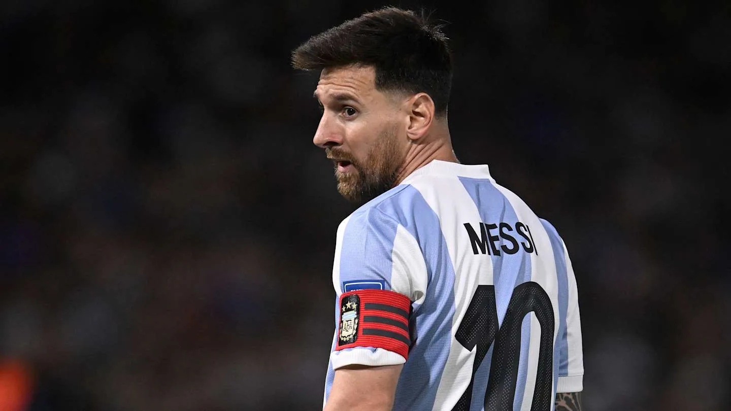 Le patron de l’Argentine omet Lionel Messi de la liste des meilleurs joueurs du monde