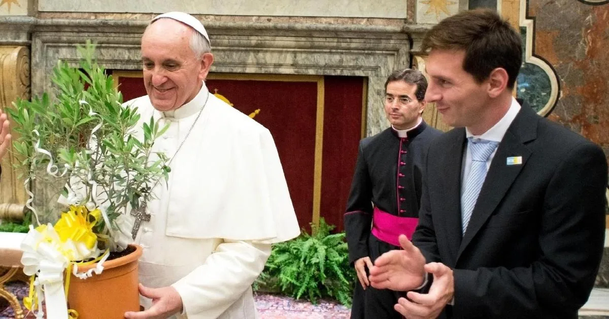 Lionel Messi rend hommage à un «pape différent»