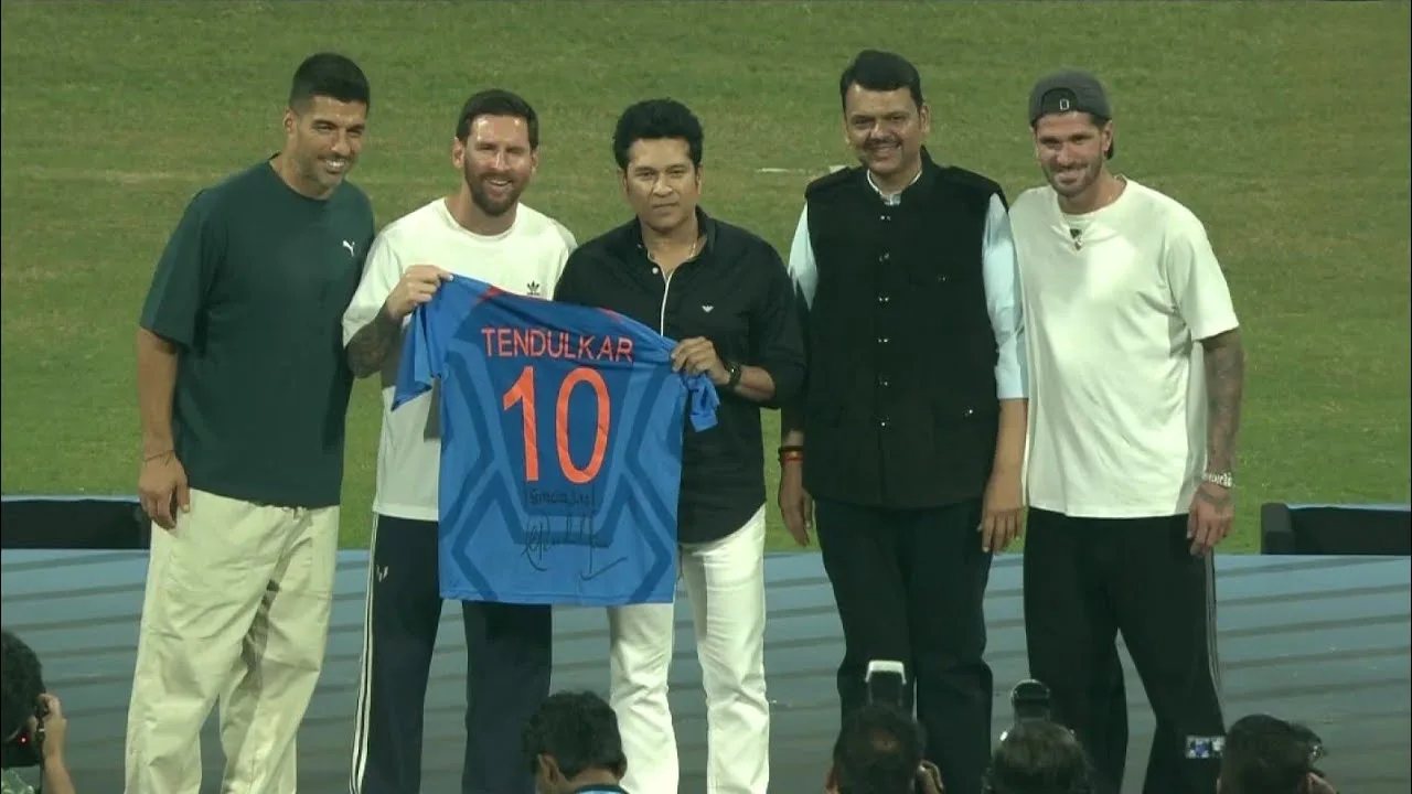Regarder : Lionel Messi rencontre Sachin Tendulkar au stade Wankhede | Messi et Sachin aujourd’hui à Wankhede