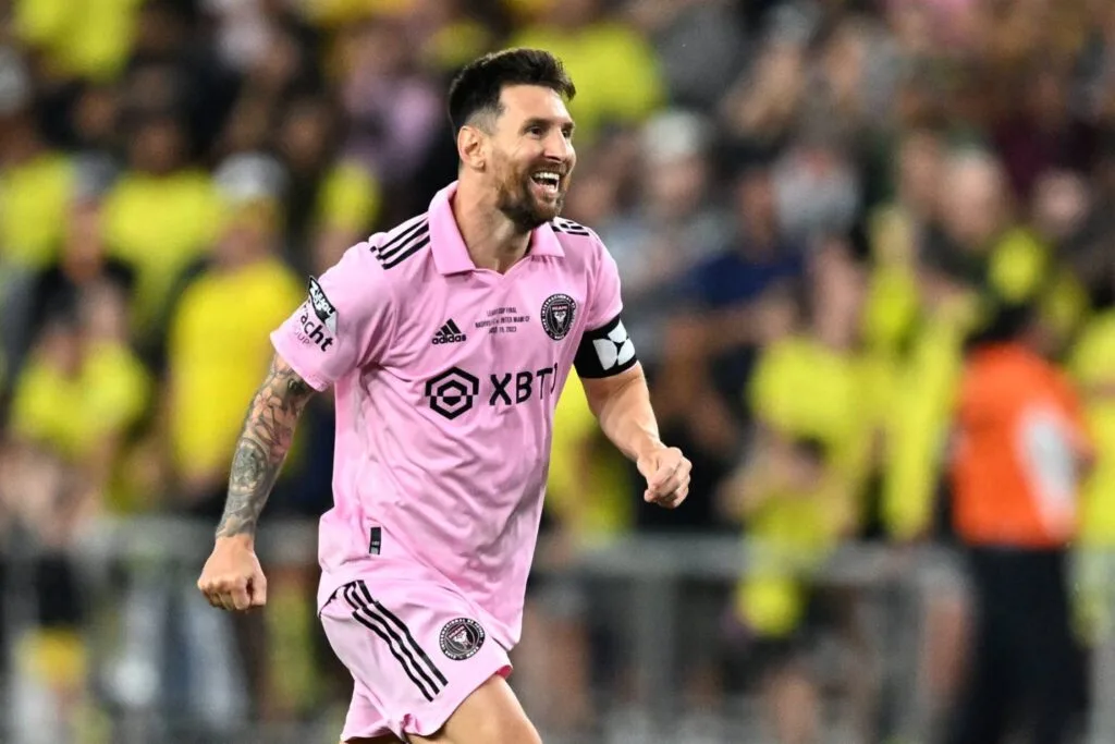 Anticipant la magie de M. Lionel Messi
