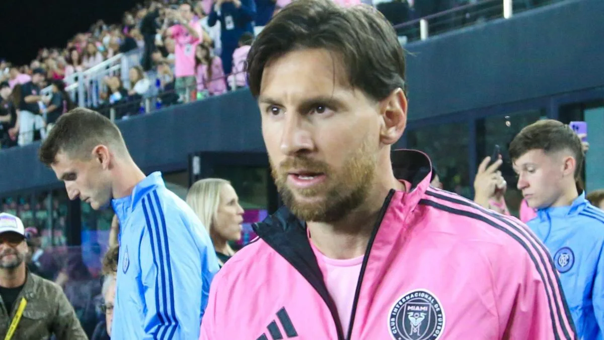 altercation entre Lionel Messi et James Rodriguez