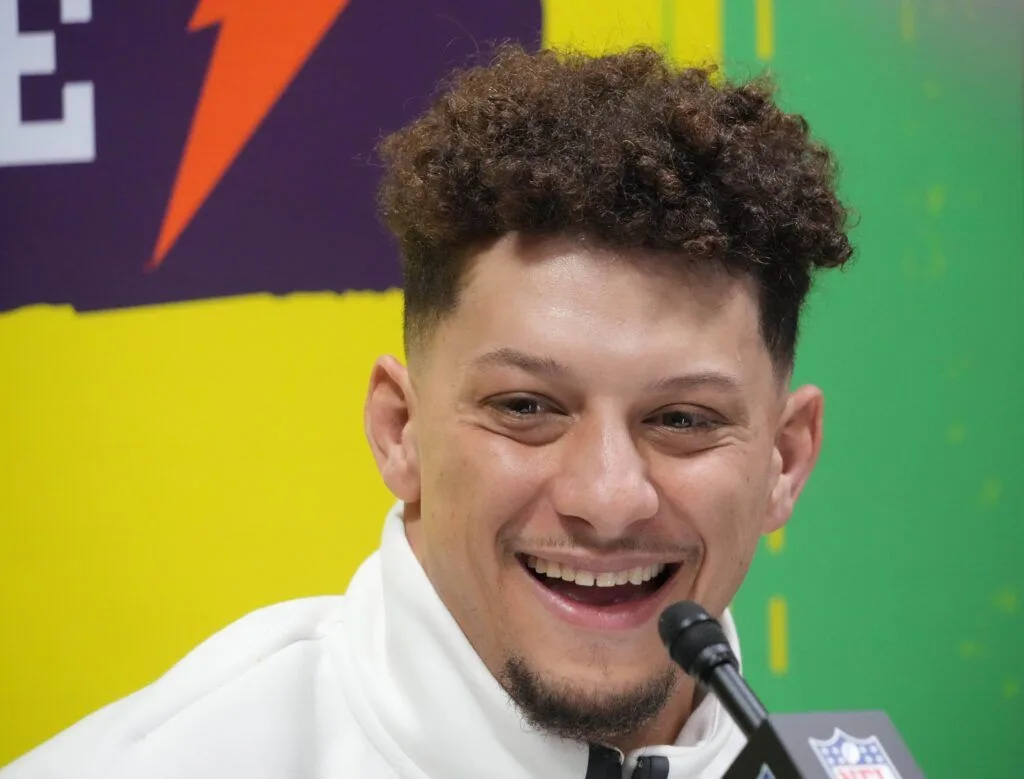 La superstar des chefs Patrick Mahomes explique clairement les sentiments sur «chèvre» Lionel Messi fréquentant le Super Bowl 59