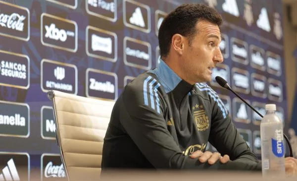Scaloni: « L’image de Leo (Messi) assise avec Neymar dans le maracana est l’image que nous devons avoir »