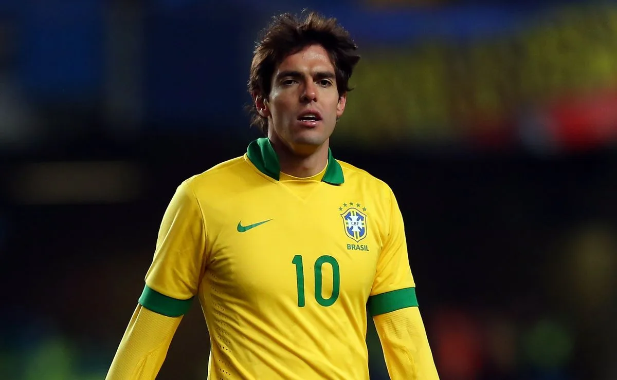 Le vainqueur de la Coupe du monde Kaka fait un choix clair sur le débat Lionel Messi vs Cristiano Ronaldo
