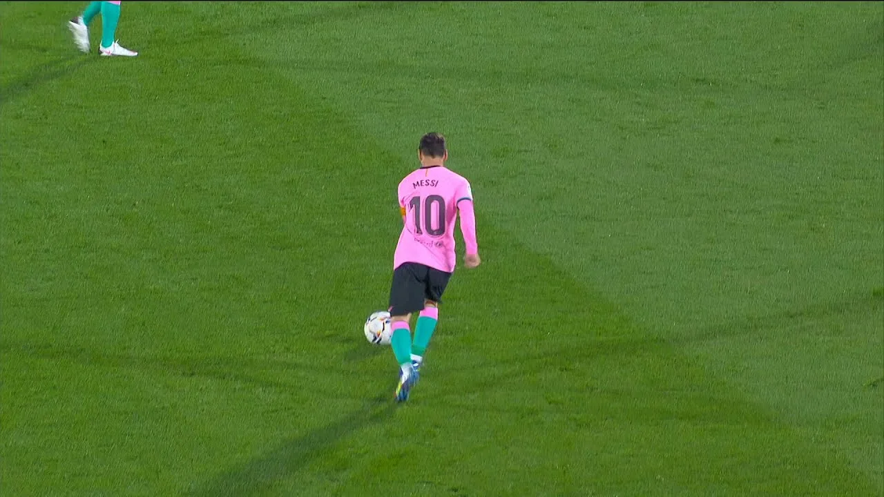 Lionel Messi wasn't LUCKY tonight !