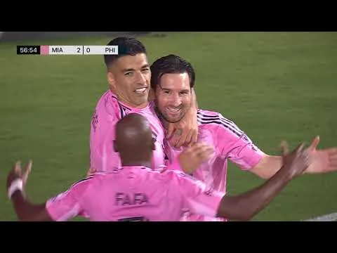 Messi marque le but de 2 minutes sur le terrain!