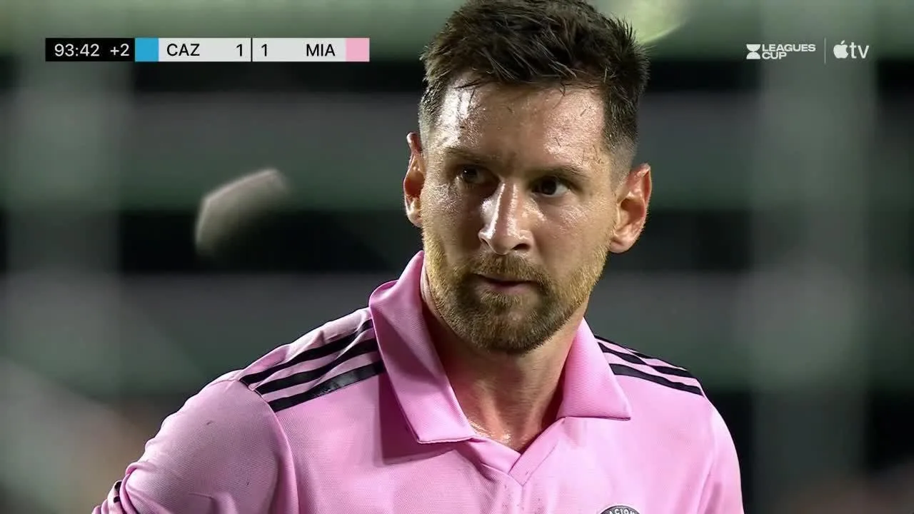 LIONEL MESSI SCORES GAME-WINNING FREE KICK IN INTER MIAMI