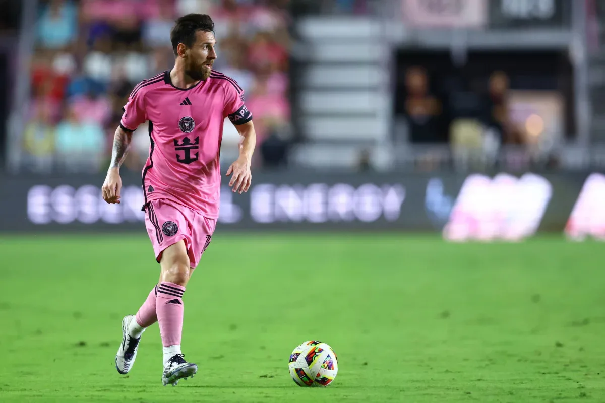 Lionel Messi exclut presque Barcelone Return