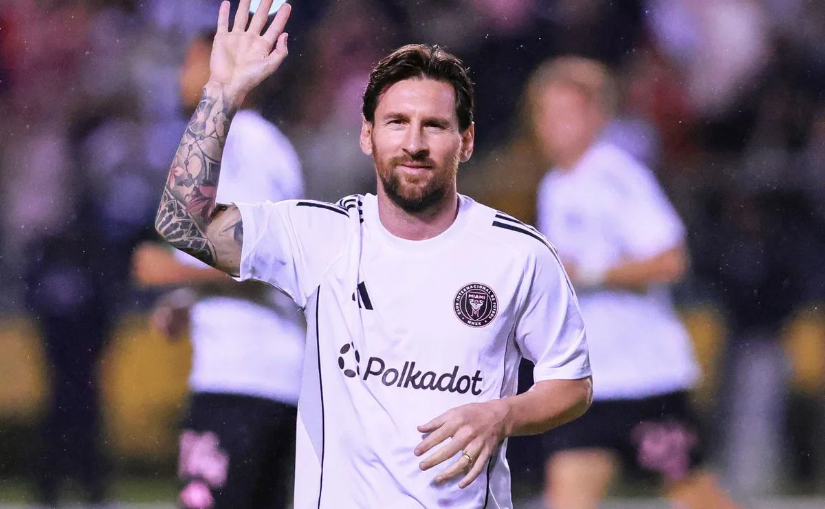 Lionel Messi se présente au Super Bowl Lix: qui sont ses fils qui soutiennent entre les chefs et les aigles?
