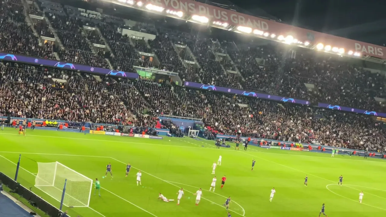 LEO MESSI FIRST GOAL FOR PSG AGAINST MANCHESTER CITY (2-0) |