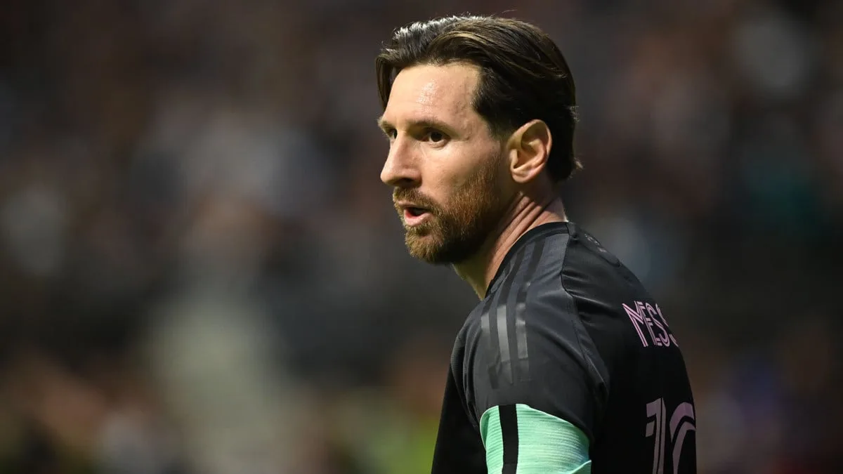 Une star de Canal+ traumatisée par Lionel Messi !