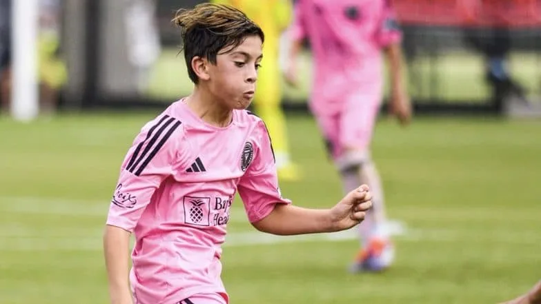 Le fils de Lionel Messi, Thiago Messi, marque 11 buts pendant l’Inter Miami vs Atlanta United U-13 MLS Cup 2025 Match