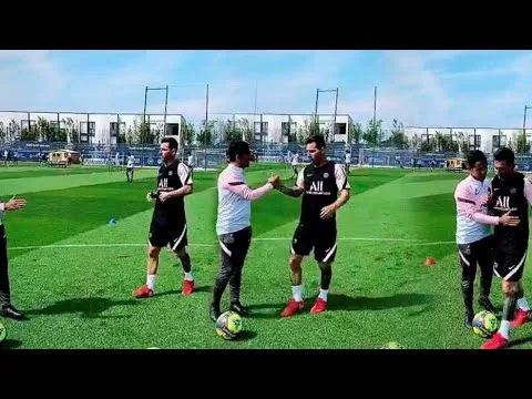 Mirá a Lionel Messi entrenando ya con el PSG, disfrutando de
