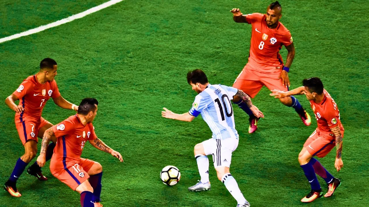 Lionel Messi – 100 compétences de dribble magiques