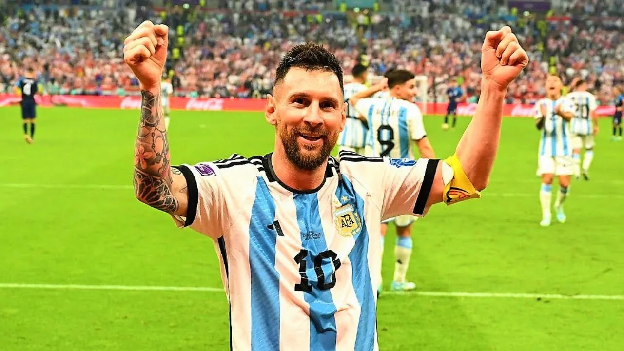 Lionel Messi – All 98 Goals For Argentina – With Commentary