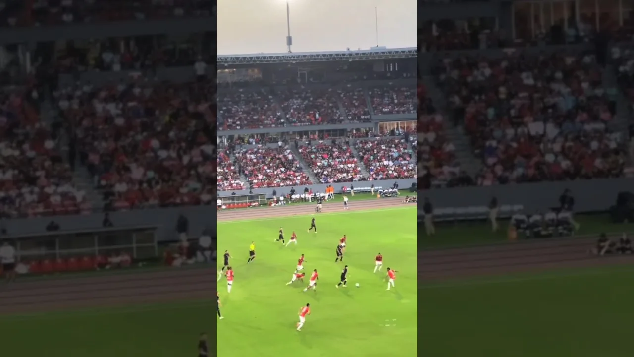 😍 Lionel Messi réussit une action incroyable (Lamine Yamal, Barça) #football #shorts