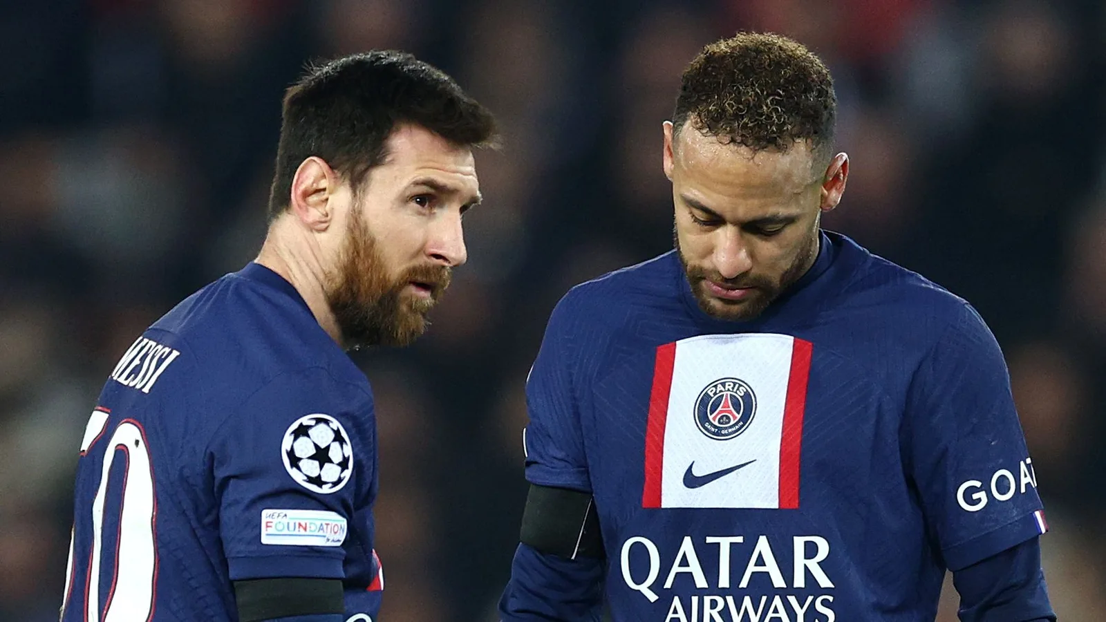 «  Il n’y a qu’un seul roi  » – Neymar snobs de façon surprenante Lionel Messi alors que la superstar de Santos révèle le choix de chèvre